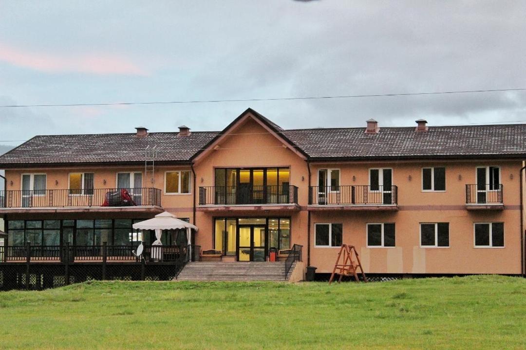 Takhi Resort Terelj Yoliin Hural Exterior foto