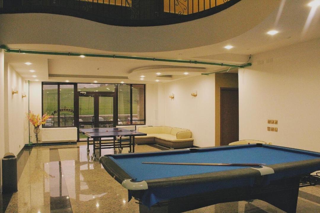 Takhi Resort Terelj Yoliin Hural Exterior foto